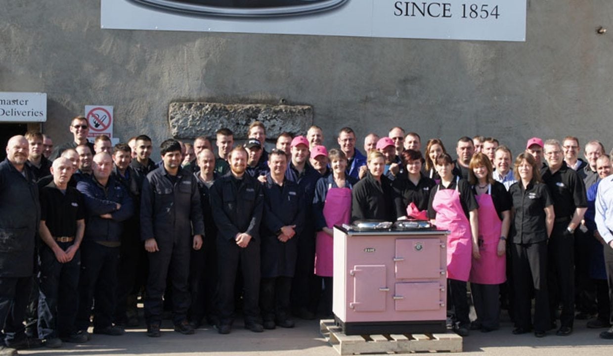 ESSE-team-with-pink-range-cooker