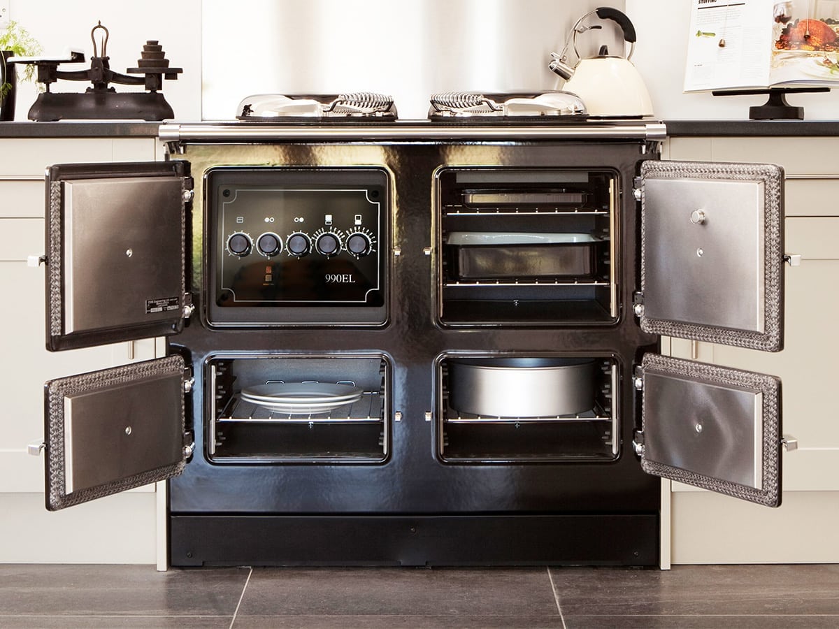 The ESSE 990 is a stunning induction range cooker