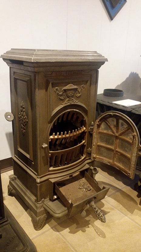 Bontesse stove angled side