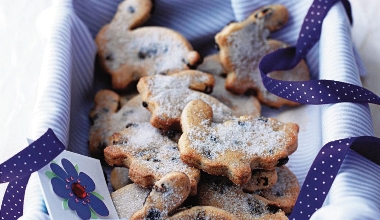 Easter bunny shaped biscuits in a basket