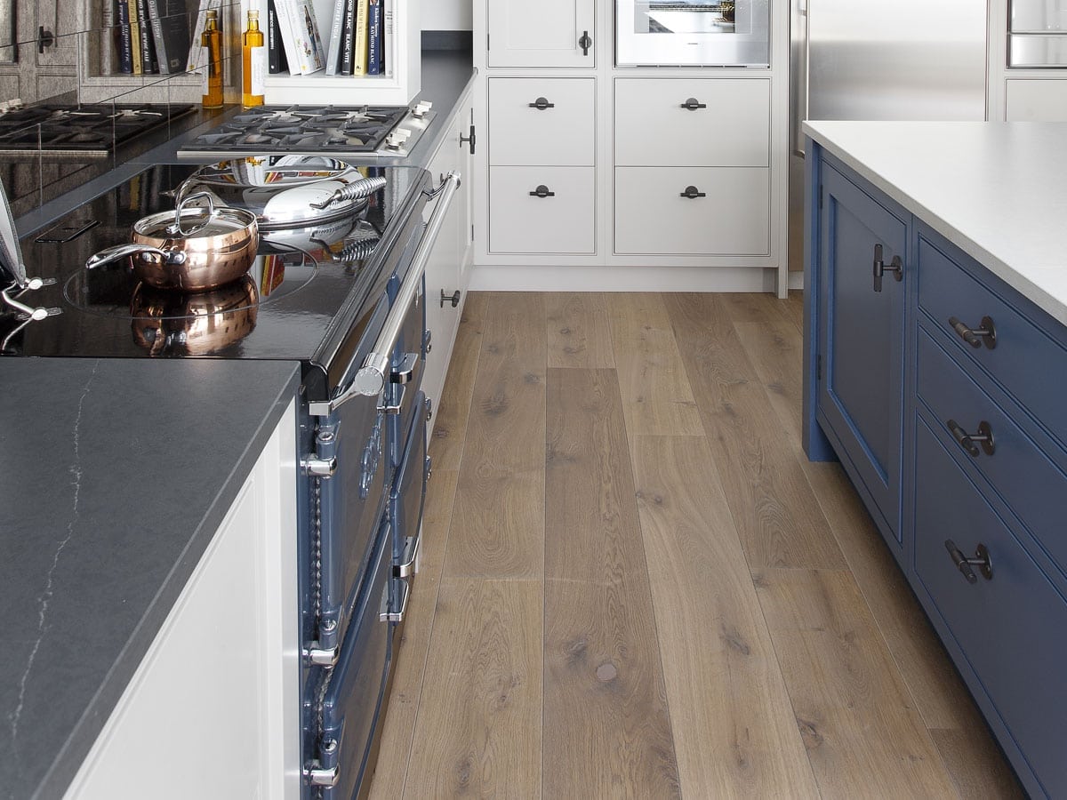 The ESSE 990 is a stunning induction range cooker