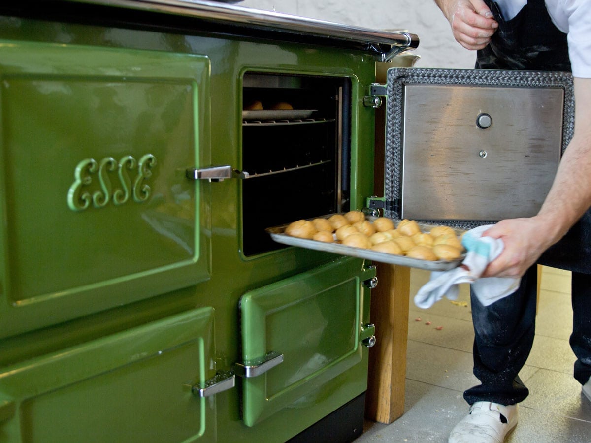 The ESSE 990 is a stunning induction range cooker