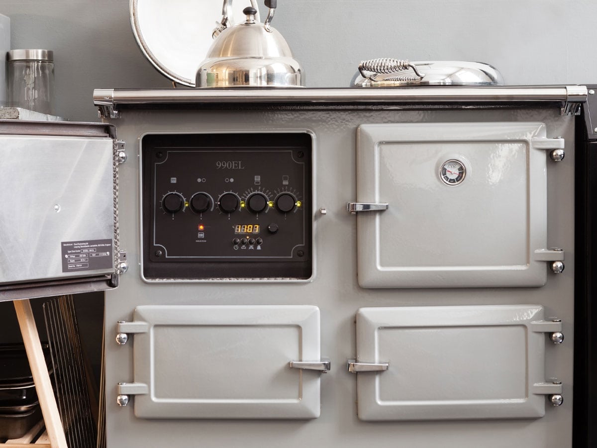 Range Style Cookers >> The ESSE 990 is a stunning induction range cooker Range Style Cookers >> The ESSE 990 is a stunning induction range cooker
