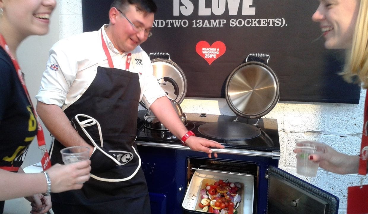 ESSE chef Daniel Blewitt demonstrating the EL 13AMP