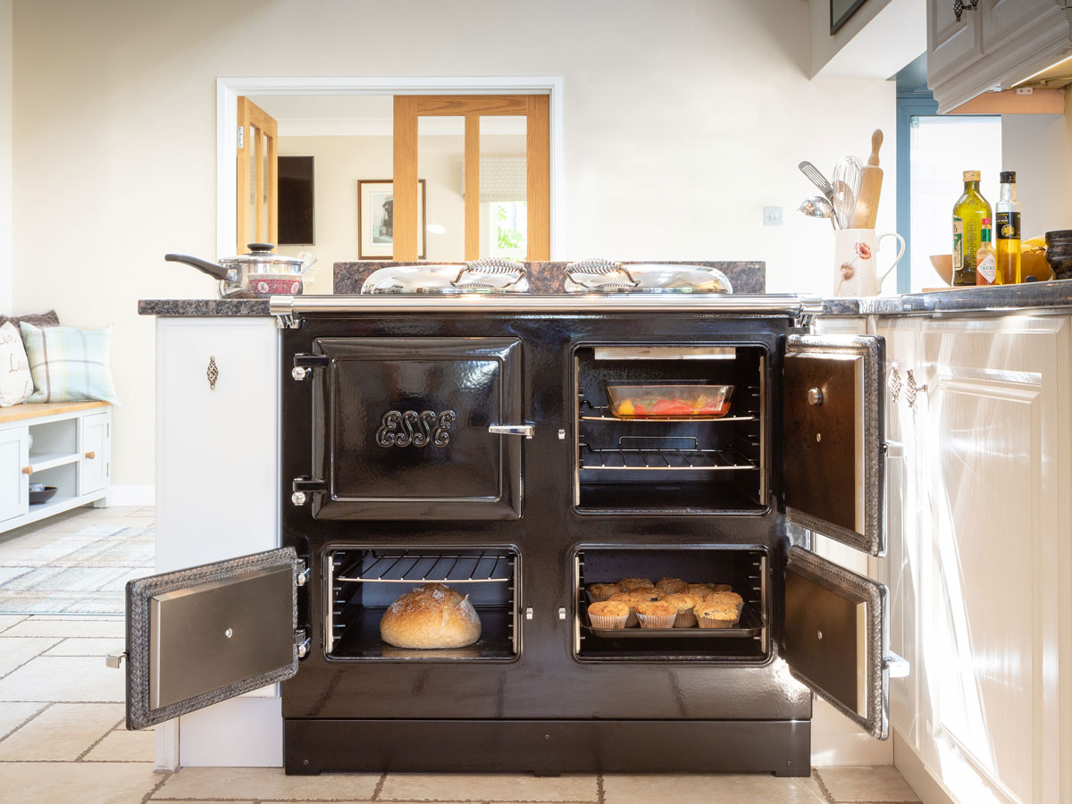 Range Style Cookers >> The ESSE 990 is a stunning induction range cooker Range Style Cookers >> The ESSE 990 is a stunning induction range cooker