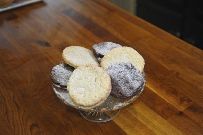 ESSE baked vegan chocolate cookies