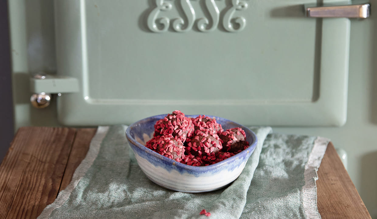 ESSE made chocolate truffles