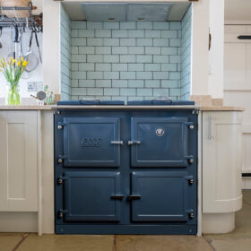 ESSE 1000 X PRO Shadow In DHB Kitchen