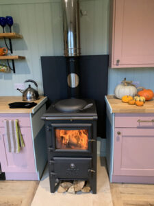 bakeheart pink kitchen 3